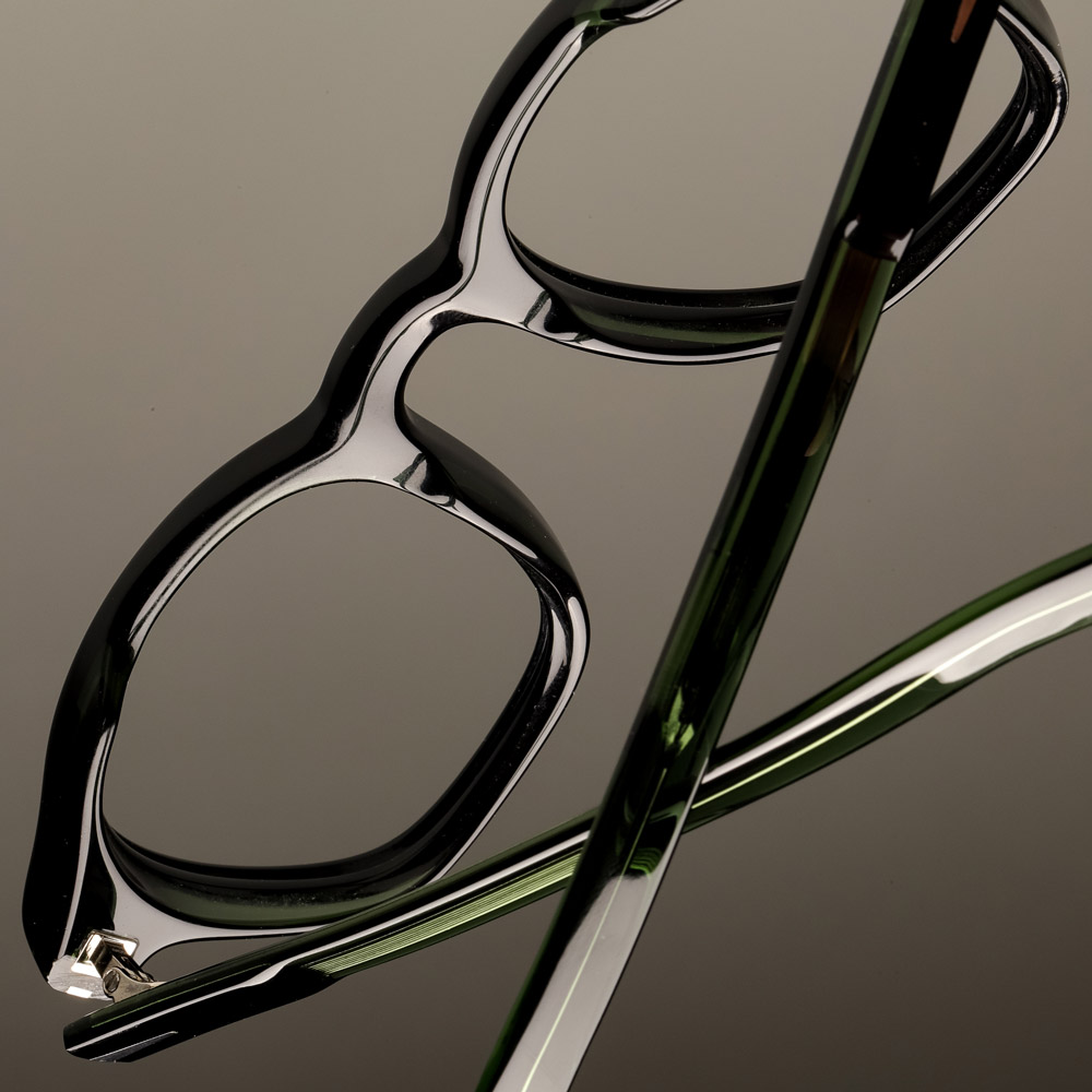 Detail Frame Kacamata Shoclat Green Hunter Vherkudara Eyewear